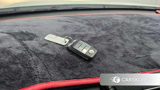 Kia Stonic id 4895103 из Кореи 7