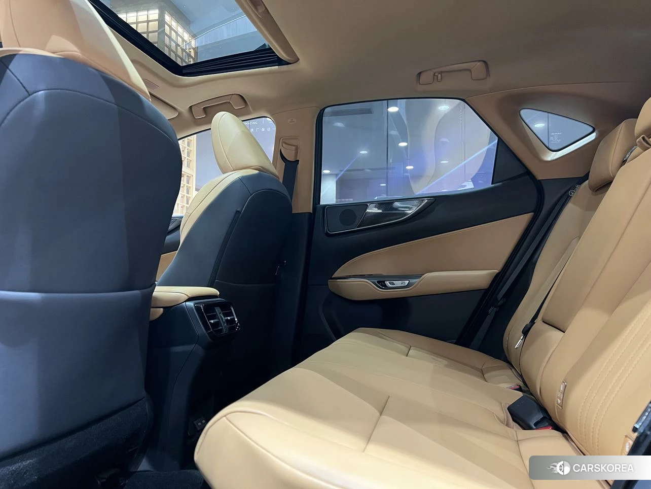 Lexus NX id 4440464 из Китая 7