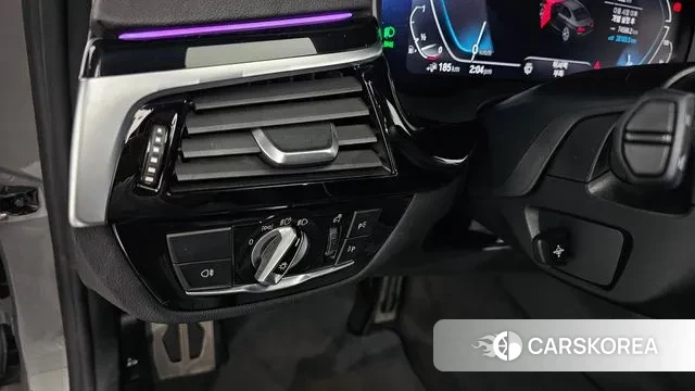 BMW 5 Series (G30) id 3764724 из Кореи 7