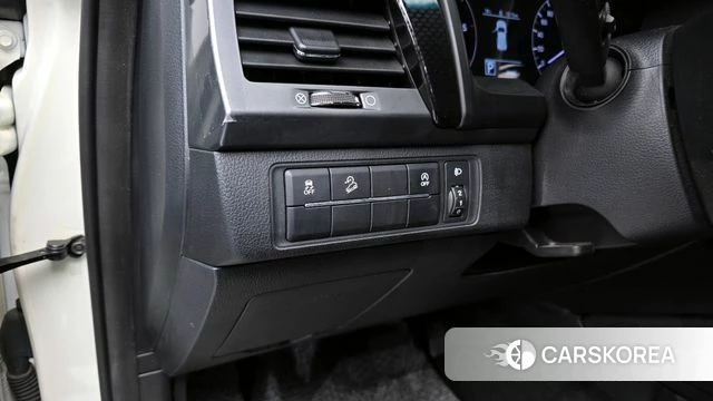 Ssangyong The New Rexton Sports Cannes id 3826992 из Кореи 7