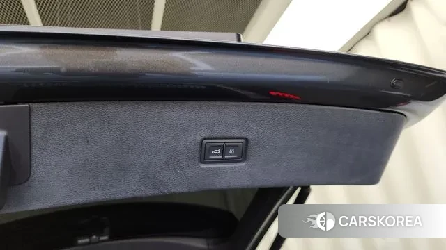 Audi Q8 (4M) id 2968598 из Кореи 7