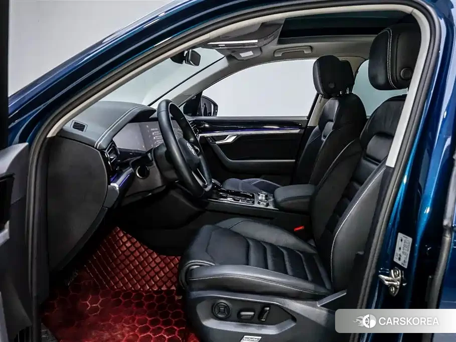Volkswagen Touareg id 4570746 из Китая 7