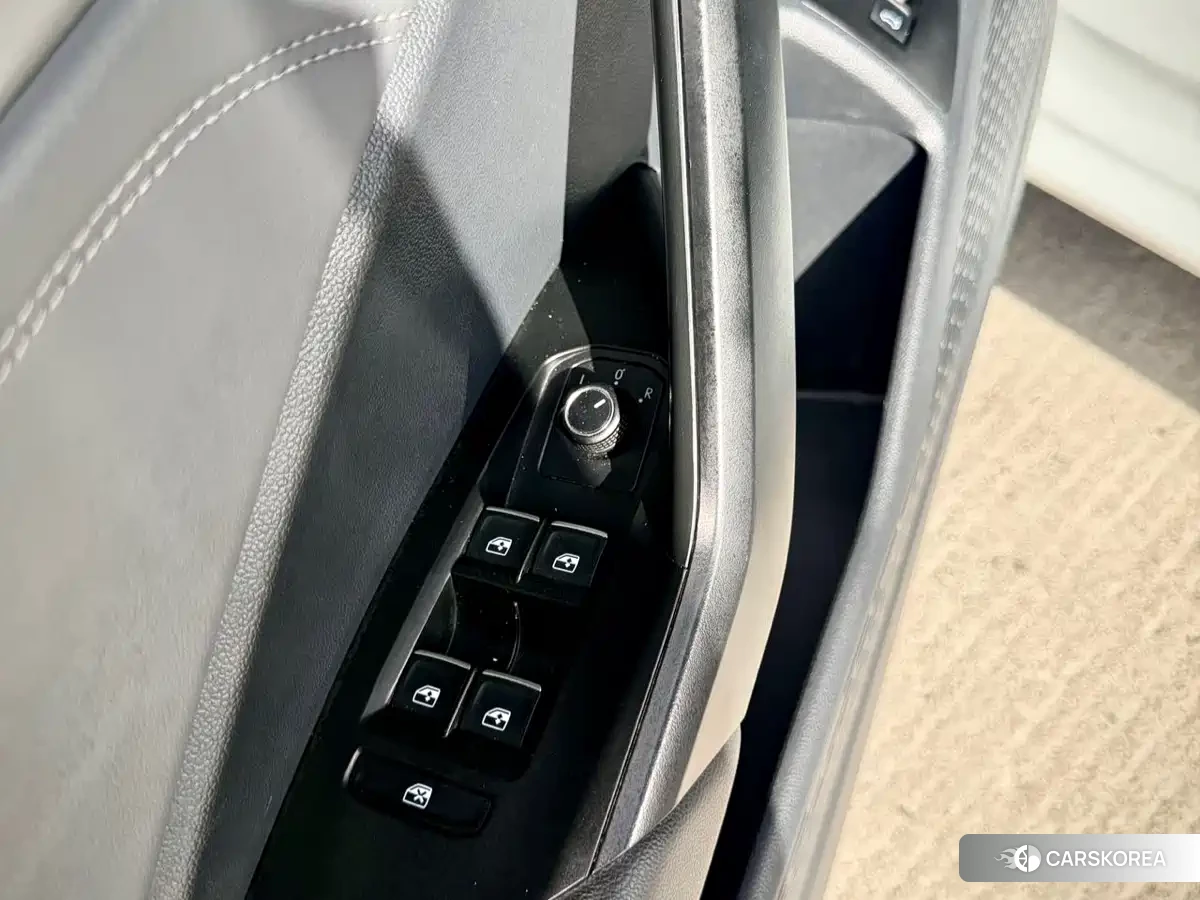 Volkswagen Sagitar id 4577422 из Китая 7