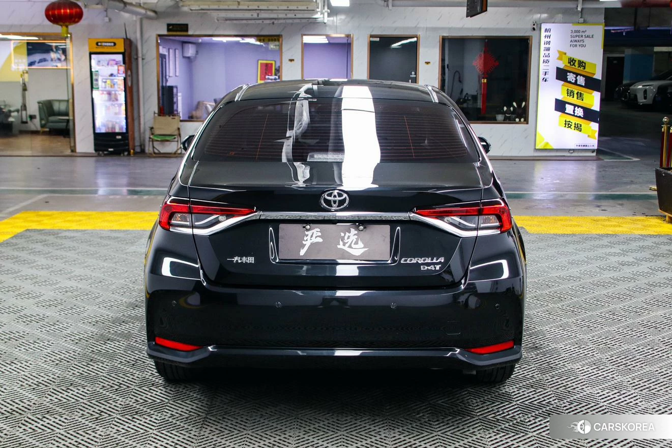 Toyota Corolla id 4452459 из Китая 7