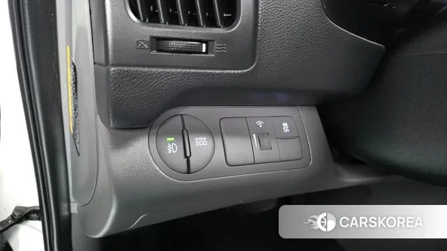 Hyundai The New Grand Starex id 3676840 из Кореи 7