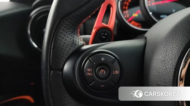 Mini Cooper S id 3936975 из Кореи 7