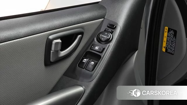 Hyundai The New Grand Starex id 4625418 из Кореи 7