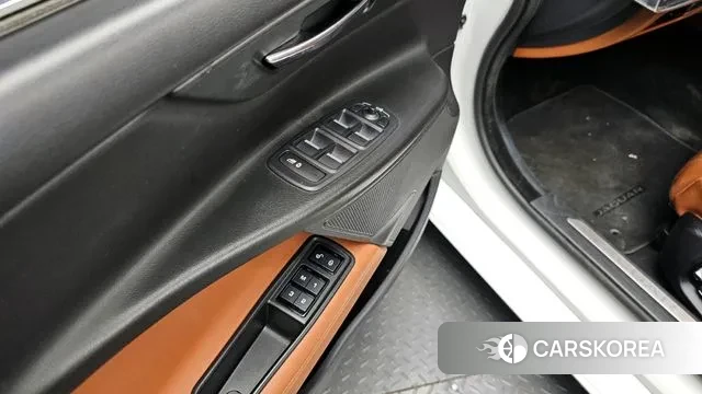 Jaguar XE id 3362695 из Кореи 7