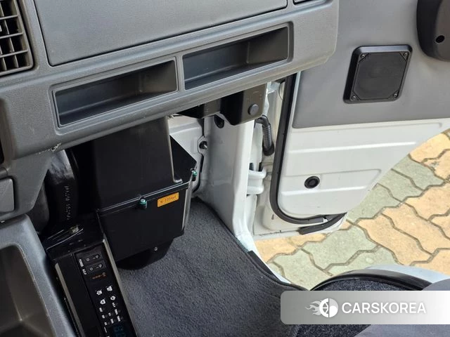 Chevrolet (GM Daewoo) New Labo id 3843628 из Кореи 7