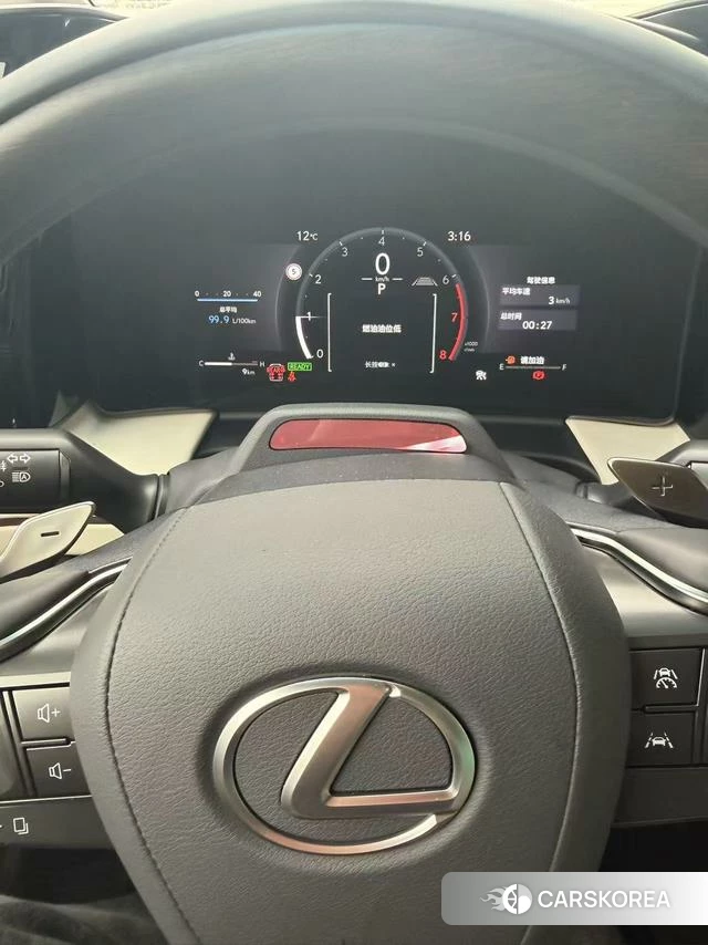 Lexus LM id 4275186 из Китая 7