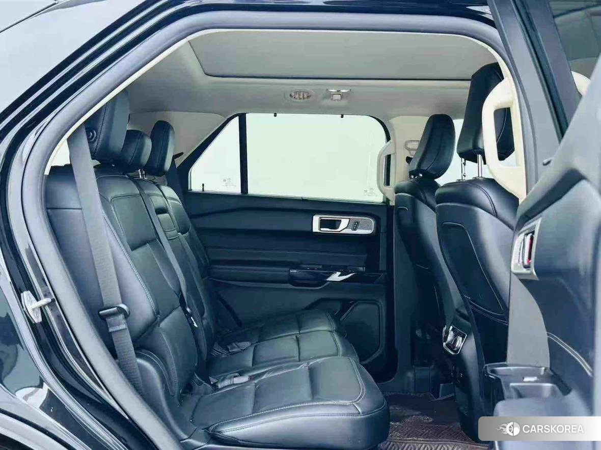 Ford Explorer id 4407623 из Китая 7