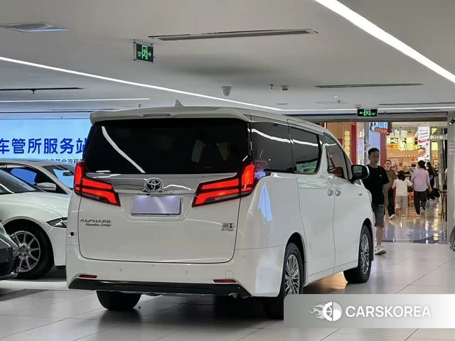 Toyota Elfa id 4222295 из Китая 7