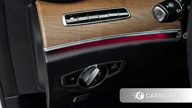 Mercedes-Benz E-Class W213 id 4595136 из Кореи 7