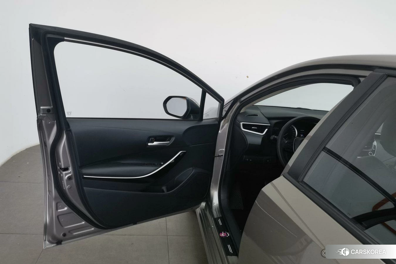 Toyota Corolla id 4513588 из Китая 7