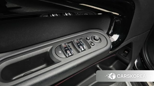 Mini Cooper Countryman id 4294124 из Кореи 8