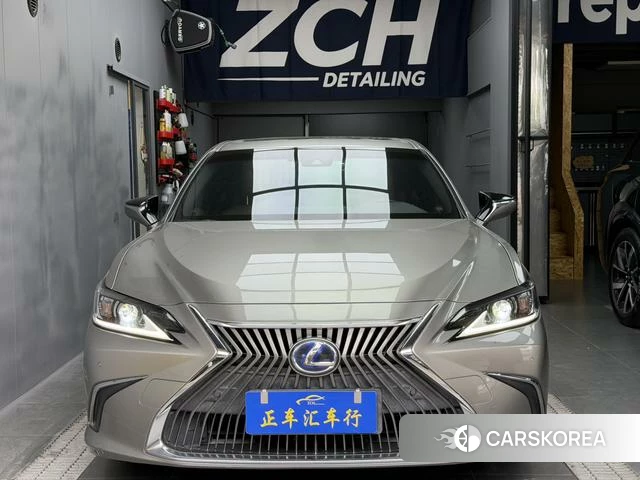 Lexus ES id 4394061 из Китая 8