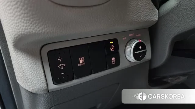 Kia Soul EV id 3612690 из Кореи 8