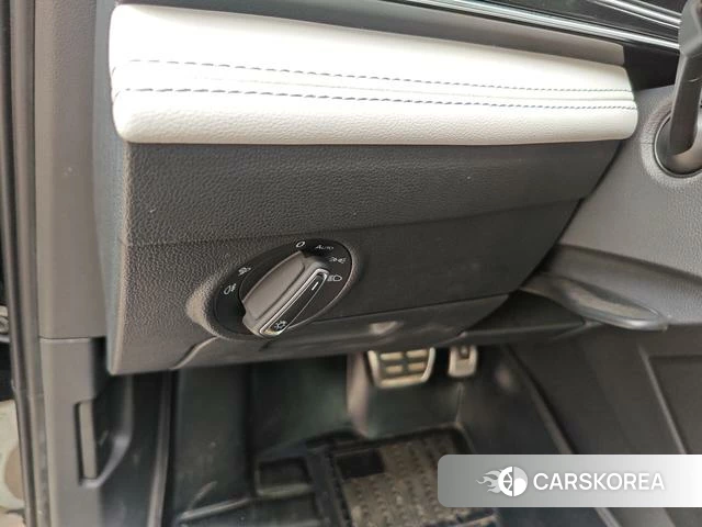 Volkswagen Tiguan L id 4374430 из Китая 8