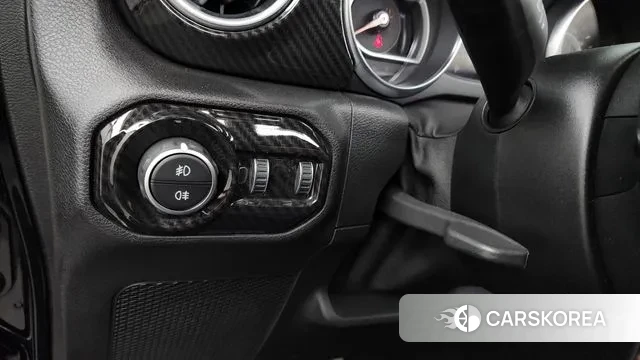 Jeep Wrangler (JL) id 3044839 из Кореи 8