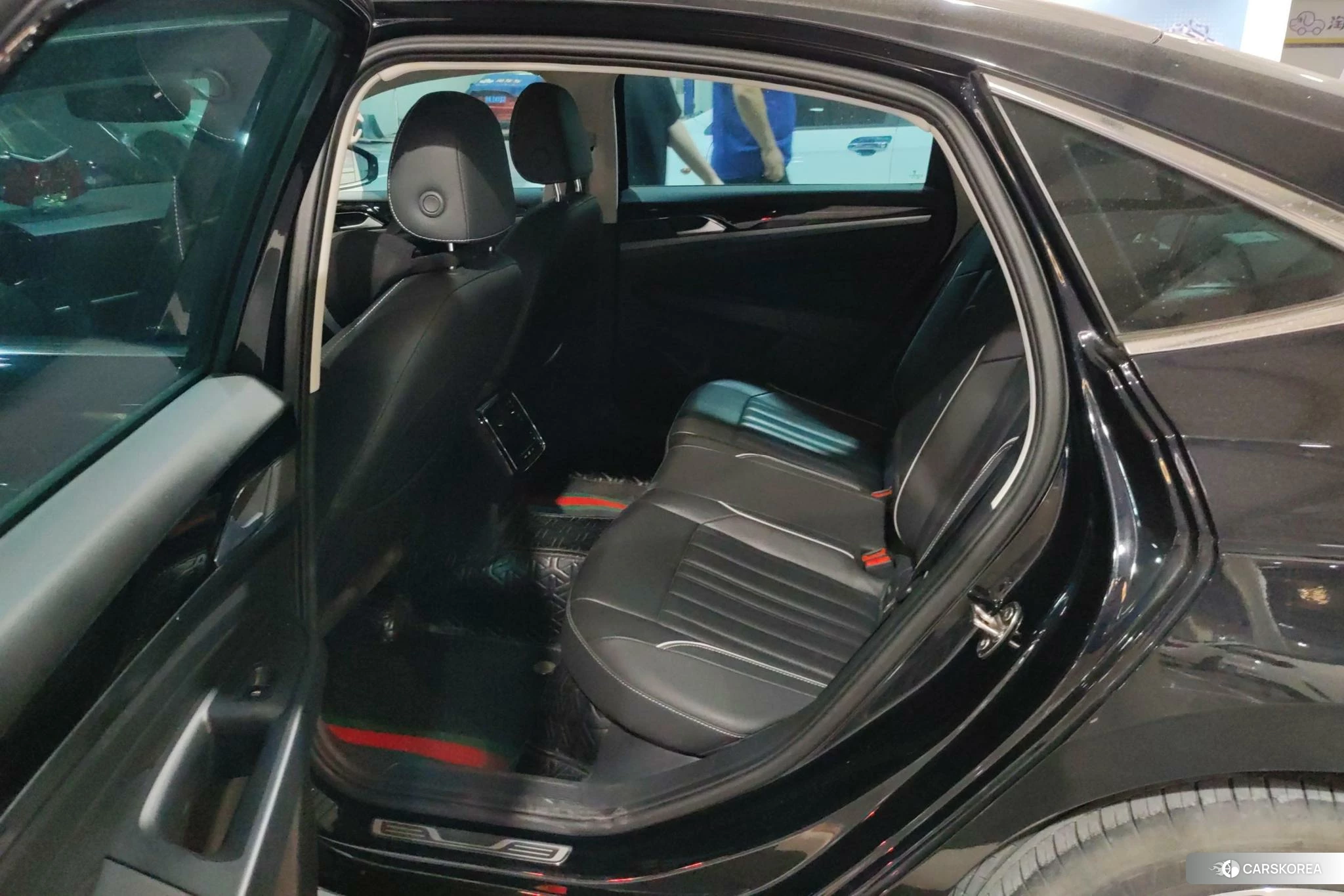 Volkswagen Passat id 4467593 из Китая 8