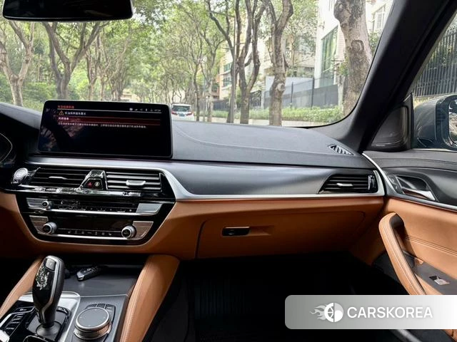 BMW 5 series (imported) id 4374798 из Китая 8