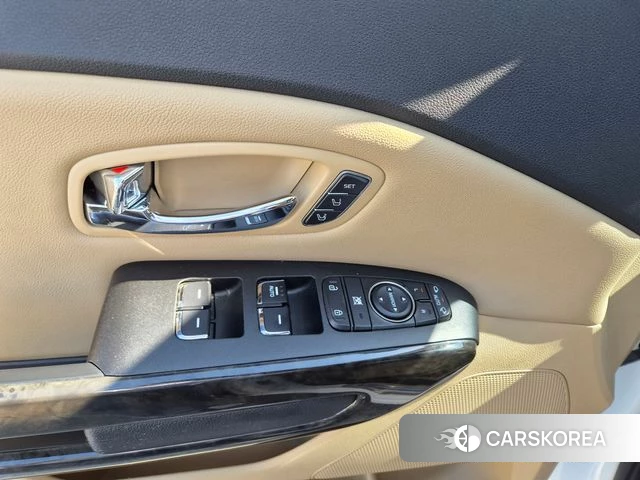 Kia The New Carnival id 4366422 из Кореи 8