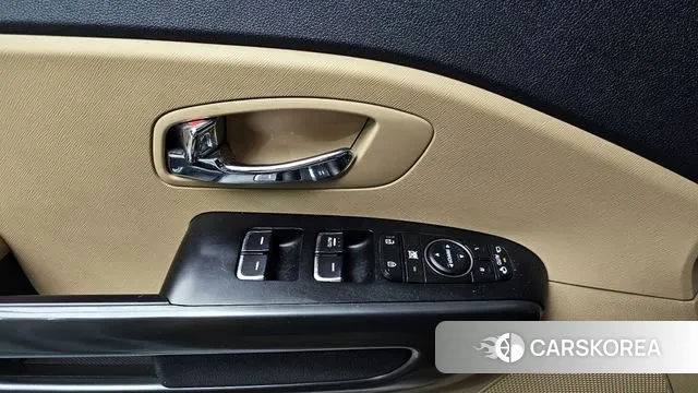 Kia The New Carnival id 3060951 из Кореи 8