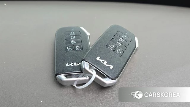Kia Carnival 4th generation id 4871618 из Кореи 8
