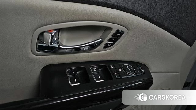 Kia All New Carnival id 4873675 из Кореи 8