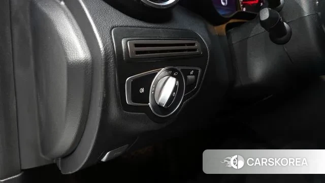 Mercedes-Benz C-Class W205 id 3772433 из Кореи 8