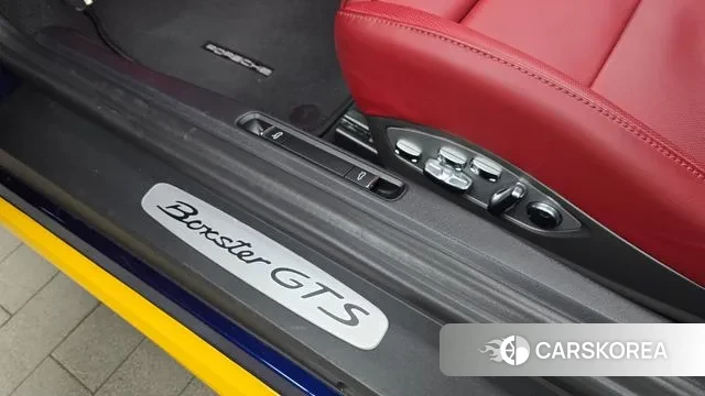 Porsche 718 Boxster id 3639284 из Кореи 8