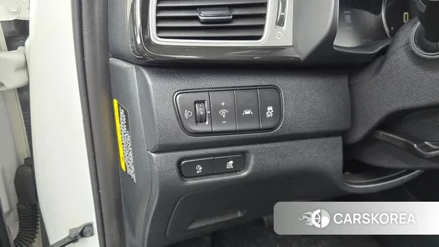 Kia Niro EV id 3547473 из Кореи 8