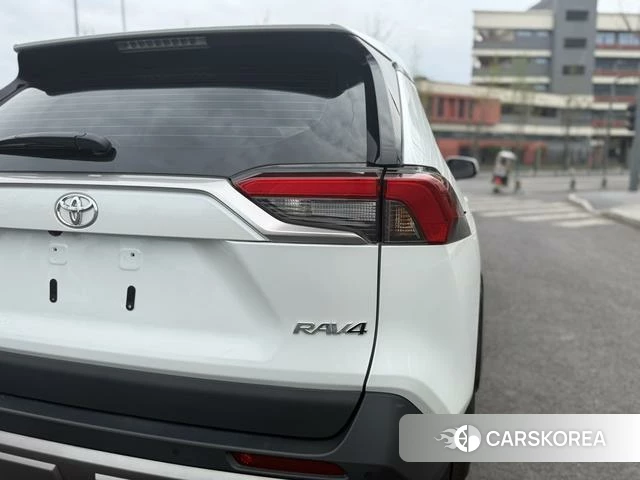 Toyota RAV4 Rongfang id 4260981 из Китая 8