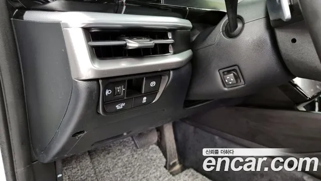 Hyundai Grandeur (GN7) id 2815966 из Кореи 8