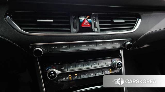 Hyundai Grandeur IG Hybrid id 4020141 из Кореи 8