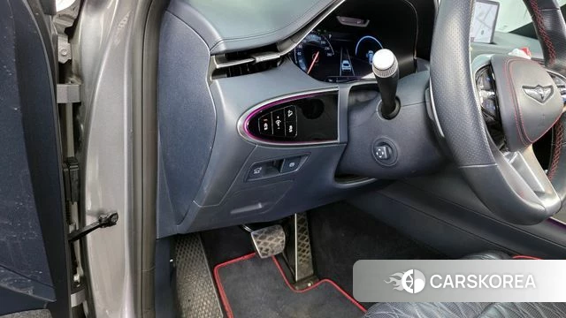 Genesis GV70 id 3915448 из Кореи 8