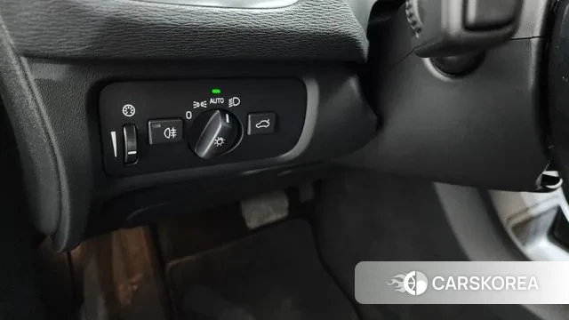 Volvo V40 id 3687644 из Кореи 8