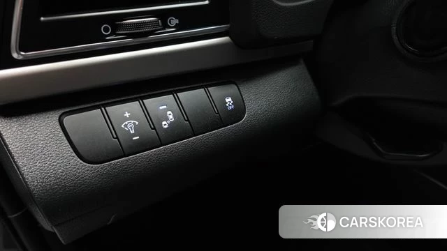 Hyundai Avante AD id 4285964 из Кореи 8