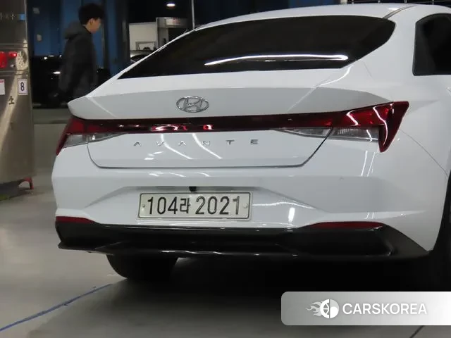 Hyundai Avante Hybrid (CN7) id 3230477 из Кореи 8