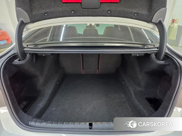 BMW 5 Series (G30) id 3407303 из Кореи 8