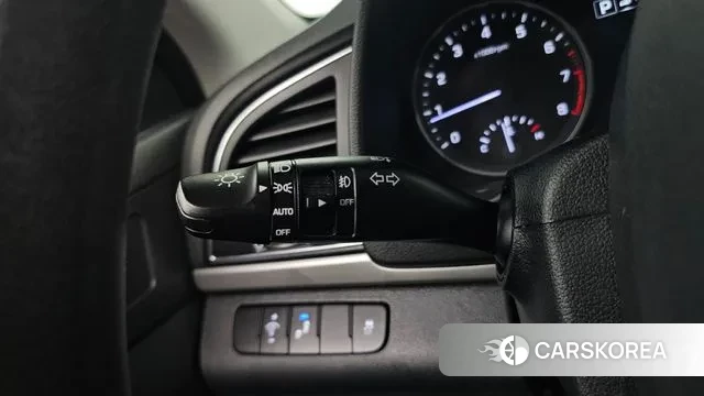 Hyundai Avante AD id 2971425 из Кореи 8