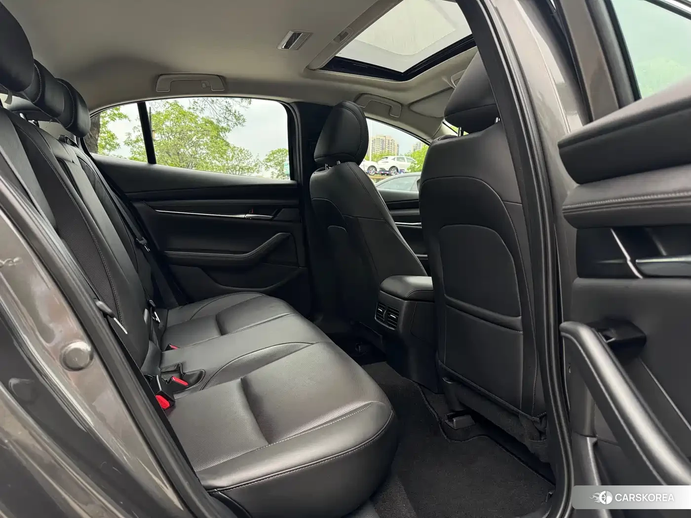 Mazda 3 id 4664619 из Китая 9