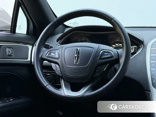 Lincoln MKZ id 3857873 из Китая 8