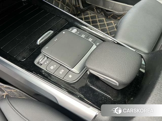 Mercedes-Benz GLB id 4299680 из Китая 8