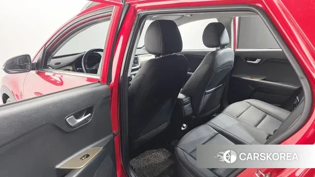 Kia Stonic id 3598558 из Кореи 8