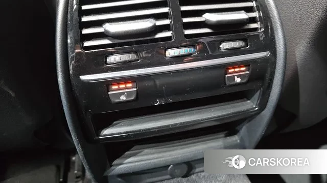 BMW 5 Series (G30) id 3536378 из Кореи 8