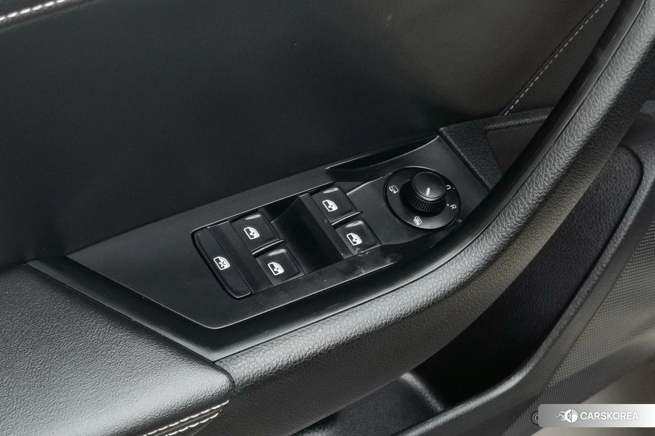 Skoda Superb id 4437913 из Китая 8