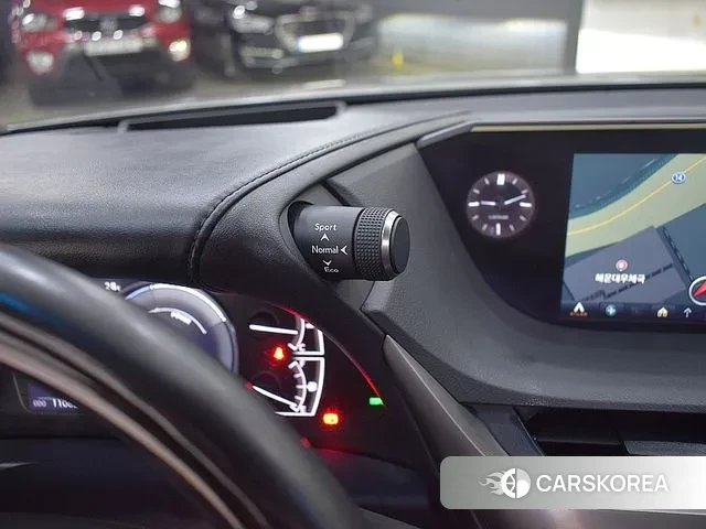 Lexus ES300h 7th generation id 3028001 из Кореи 8