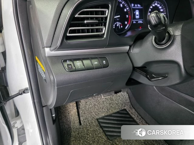 Hyundai The New Avante AD id 3823888 из Кореи 8