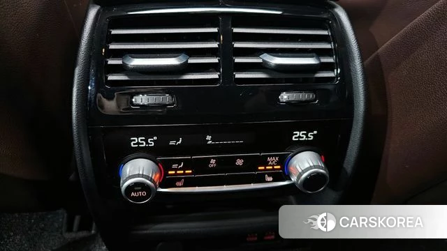 BMW 5 Series (G30) id 3801099 из Кореи 8